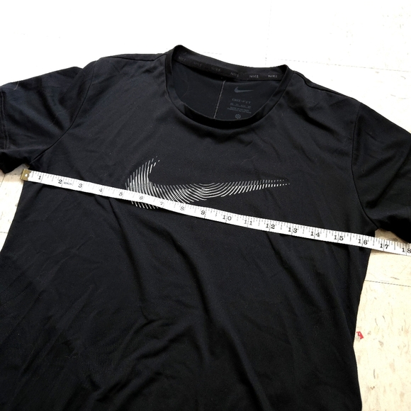 Nike | Womens Black T-Shirt with Logo Dri Fit - Picture 8 of 8